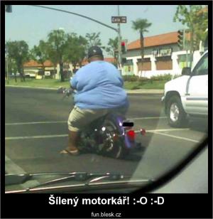 Šílený motorkář