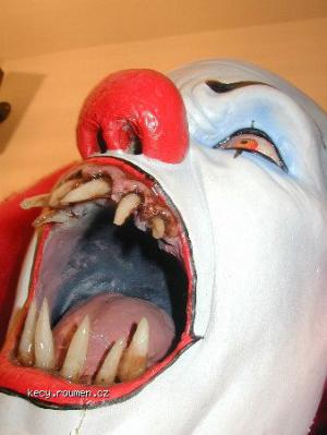 horror mask9