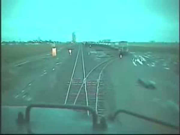 Nehoda vlaku [mainboard kamera]