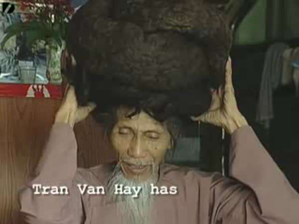 Vietnam - muž s nejdelšími vlasy