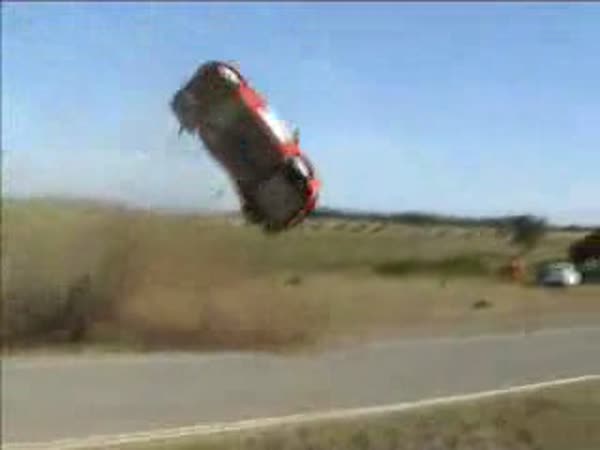 Rally - Peugeot - těžká nehoda