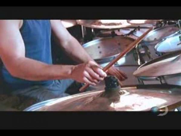 Světový rekord - bubeník Mike Mangini