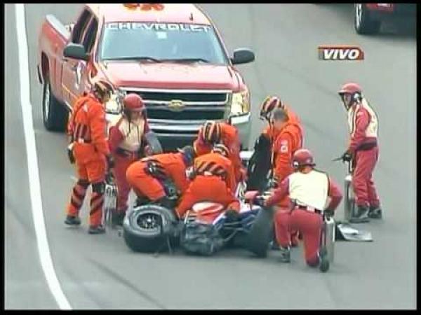 Indy 500 - těžká nehoda