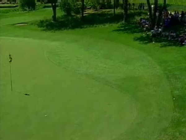 Golf - Dramatický Hole in nne