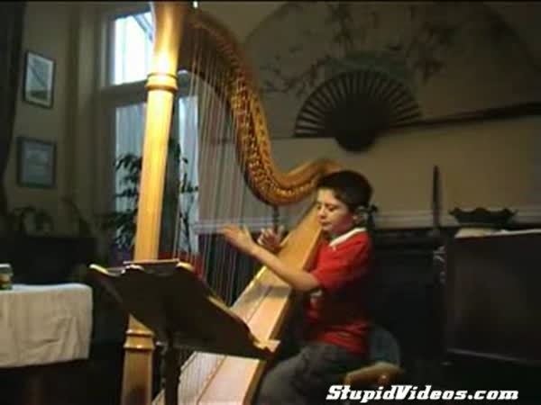 Cantina band na harfu
