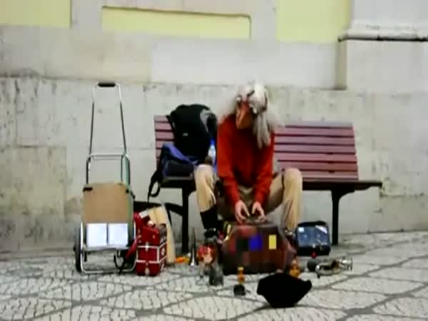 Borec - Pouliční hudebník