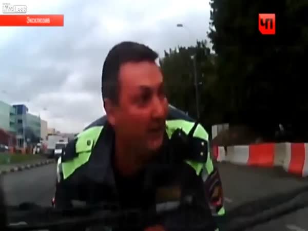 Řidič vzal policistu na vyjížďku