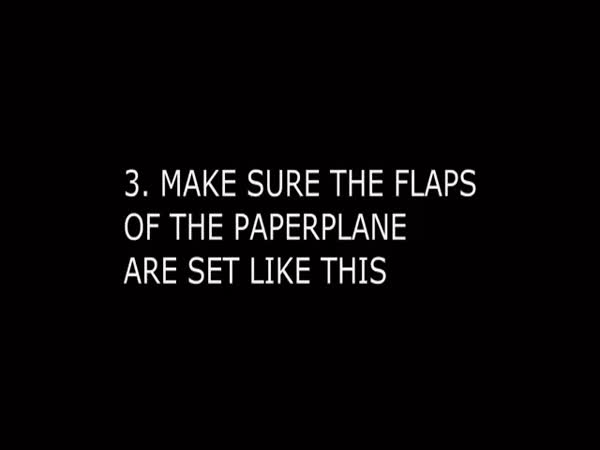 Papírové letadélko letící na dobu neurčitou