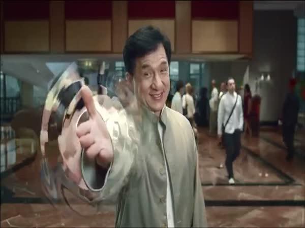 Vtipná reklama s Jackie Chanem