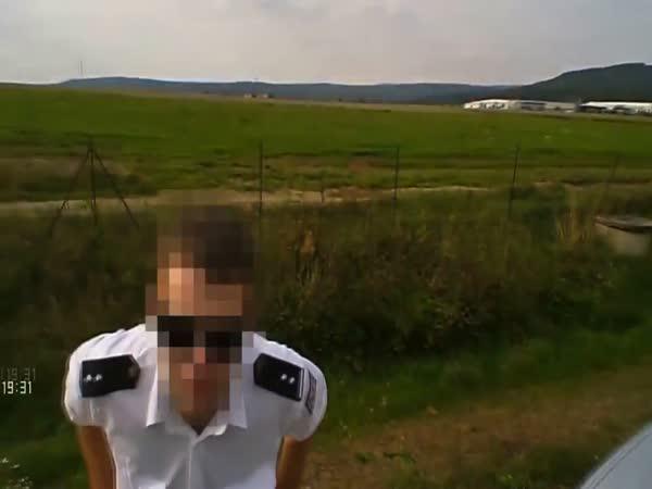 Česká republika - Policie vs. motorkář
