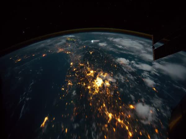 Timelapse - Záběry na Zemi z ISS