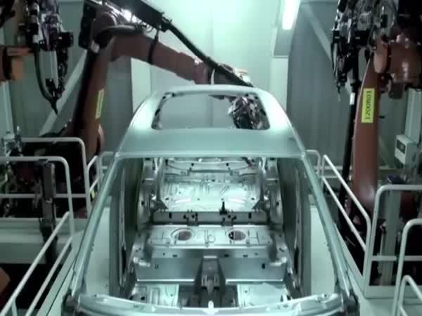 Jak se vyrábí Audi Q3