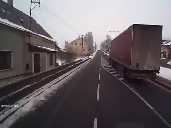 Hasiči vs. polský kamion