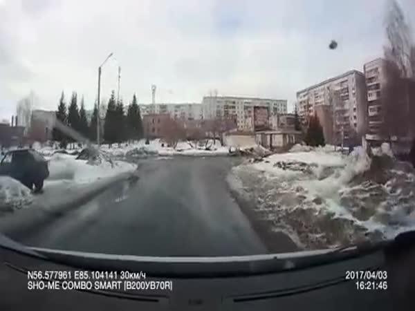 Ruská školačka cestou do školy