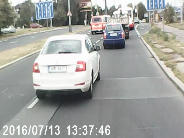 Blbci na českých silnicích