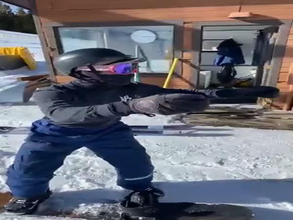     Snowboardista vs. kotva    