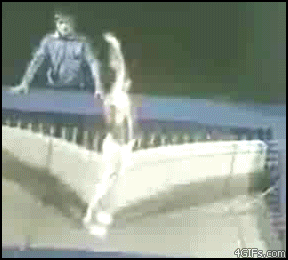 
Trampoline_headcrack
