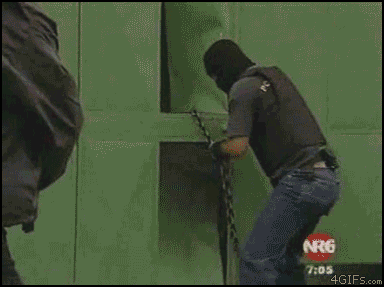 
Mexican_SWAT_gate
