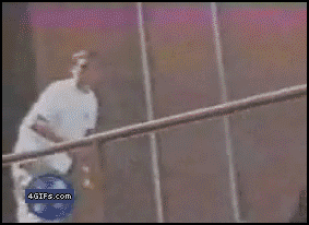 
Skateboarder_leg_folds
