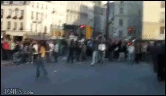 
Protester_phalanx
