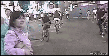
Cop_assaults_cyclist

