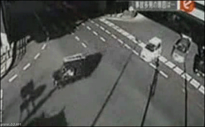 
Ejected_backwindowDumptruck
