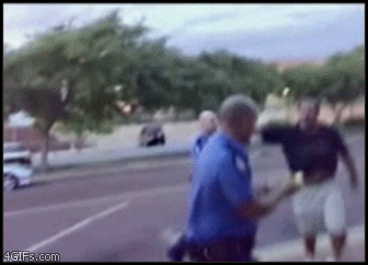 
Headbutt_paralyzes_cop
