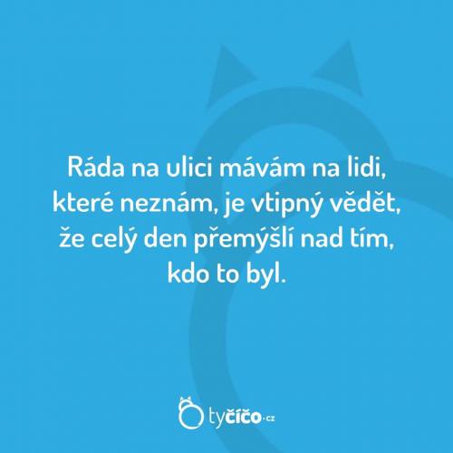 Mávám