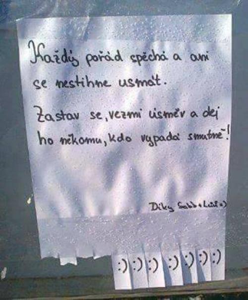 Usmát se