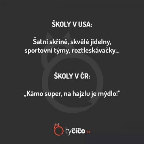  Školy 