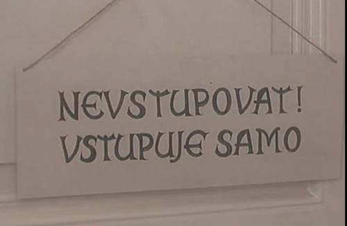 Nevstupuj