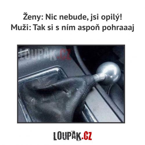 Pohraj si