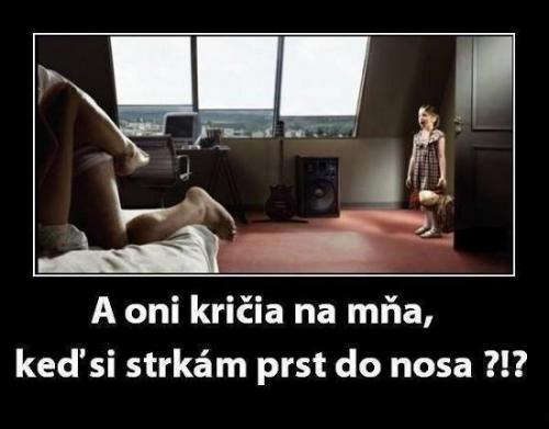 Křičí