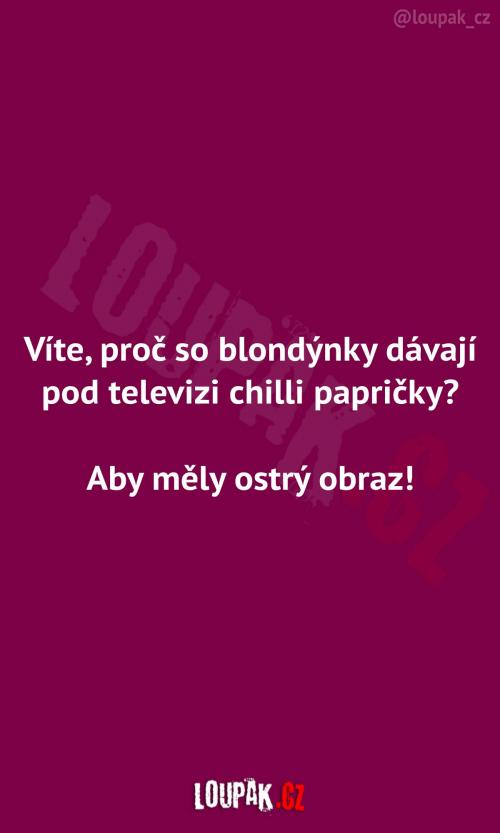  Papričky pod televizí 