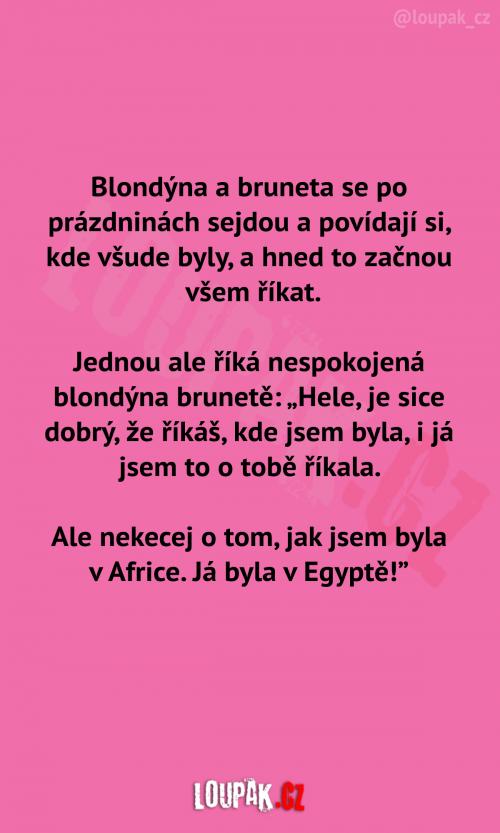  Nespokojená blondýnka a bruneta 