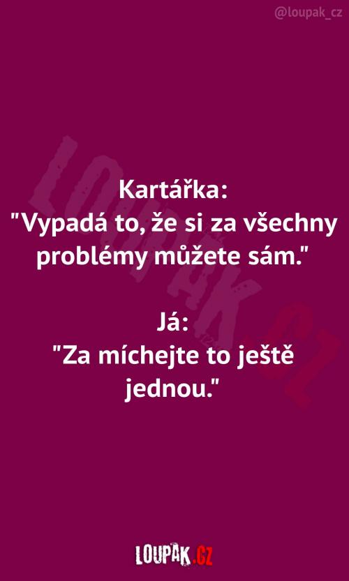  Kartářka má jasný pohled 