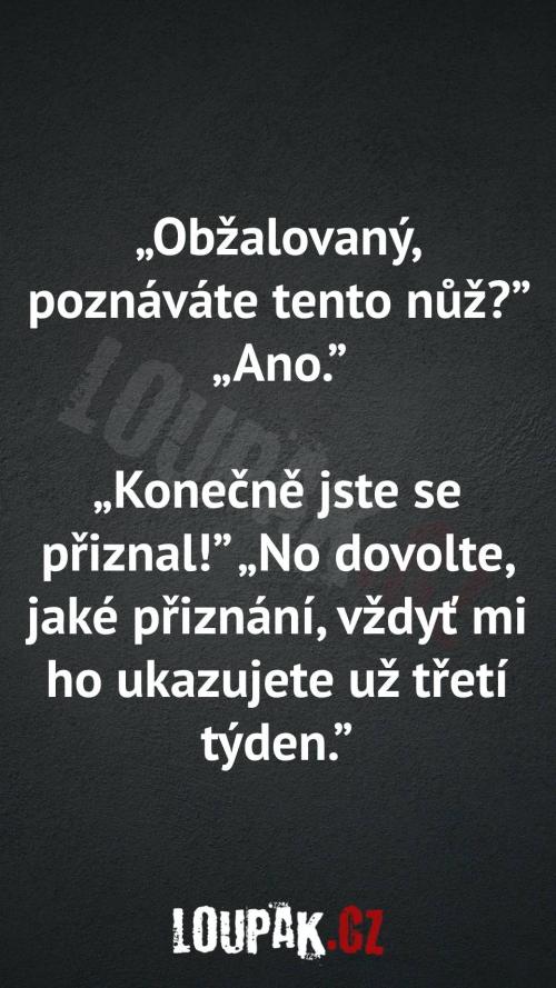  Pozná doopravdy co drží v ruce 