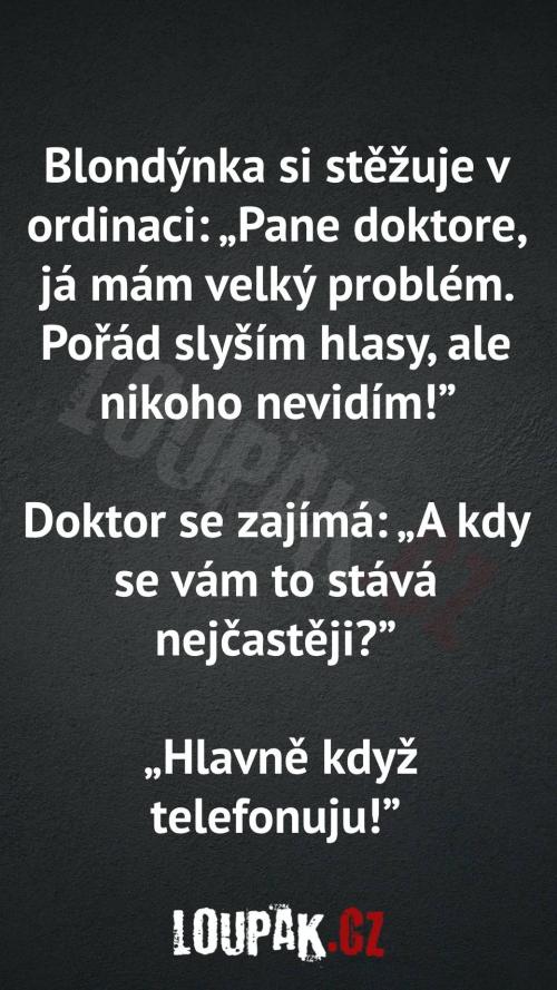  Blondýnka má velký problém 