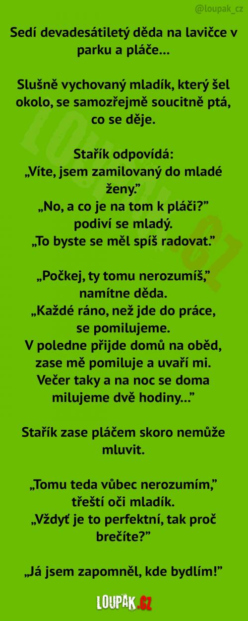 Smutný děda na lavičce v parku...