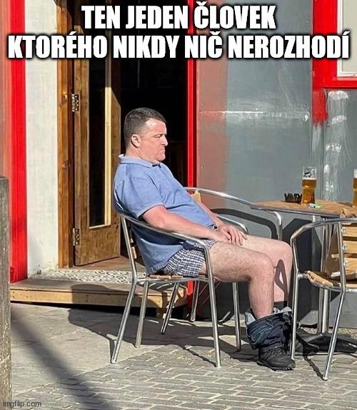  človek 