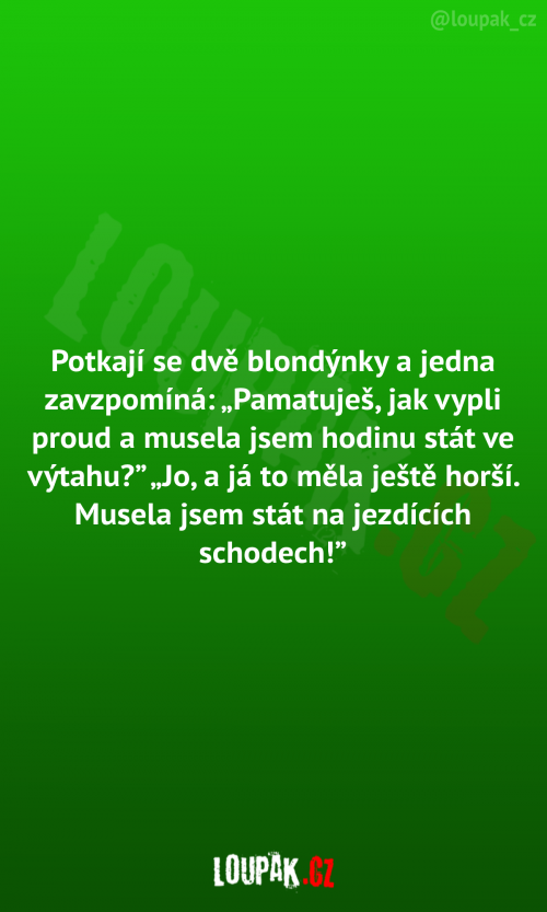  Potkají se dvě blondýnky 