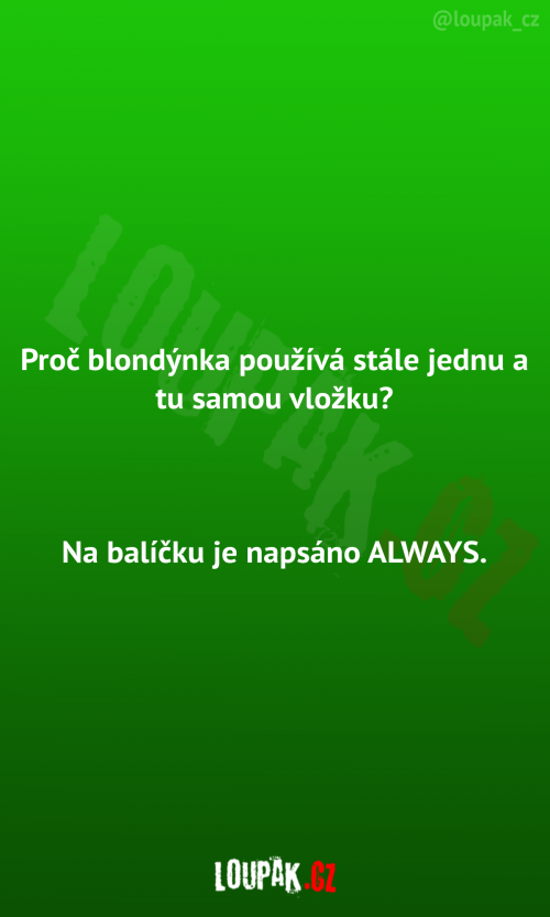  Blondýnka používající vložku 