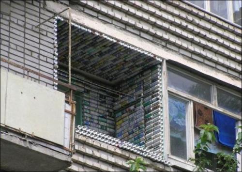  Plechovkový balkón 