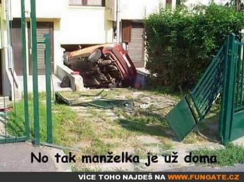  No tak manželka je už doma 