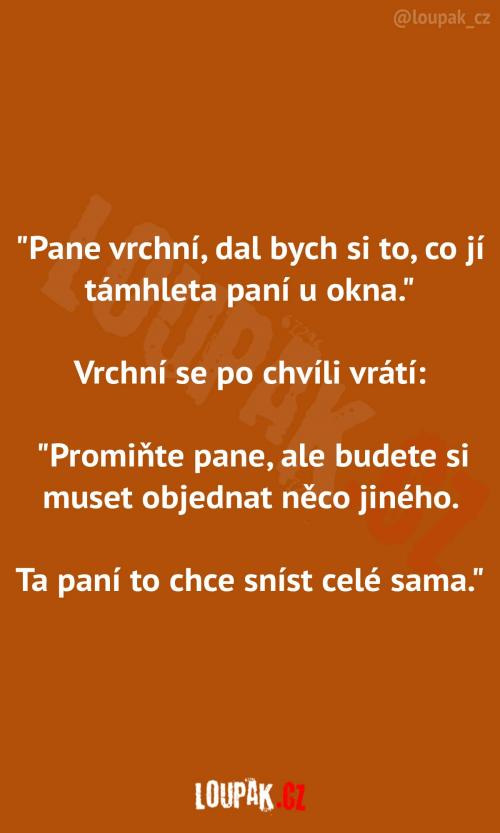  Krásní jídlo v restauraci  