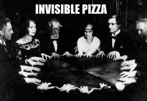  Neviditelna pizza 