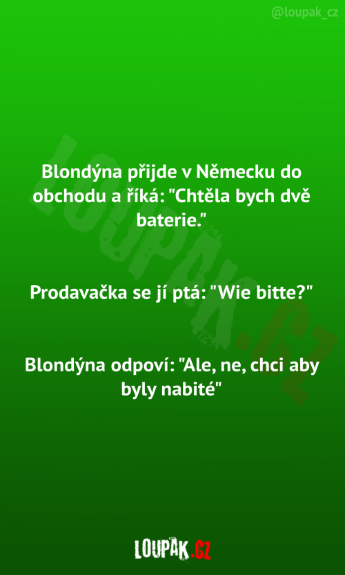  Blondýnka přijde v Německu do obchodu 