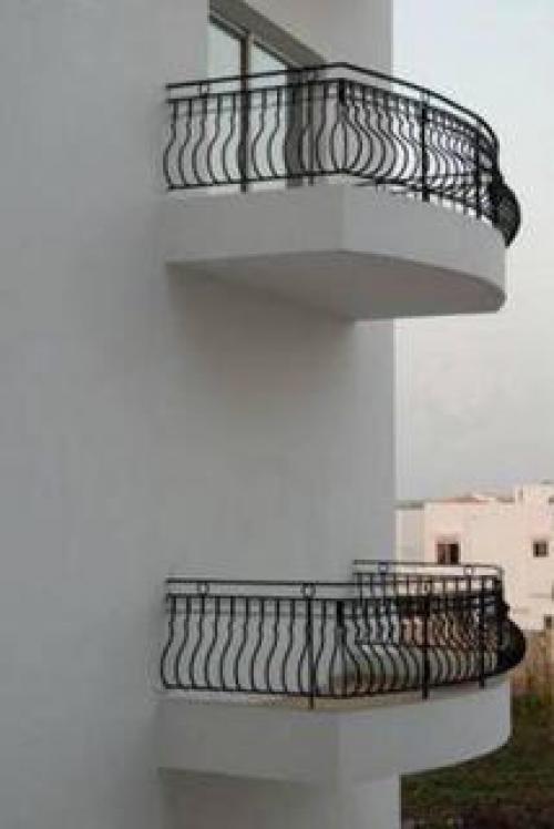  Balkón, který nedává logiku 