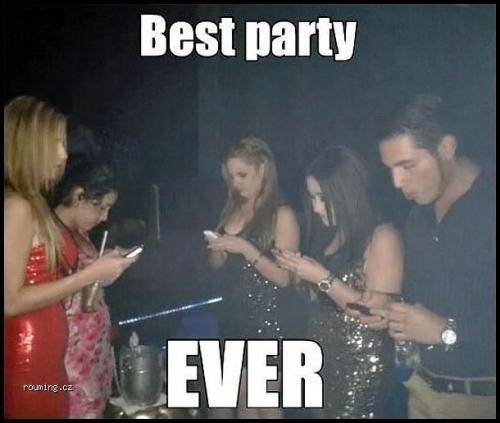  Mobily kazí párty 