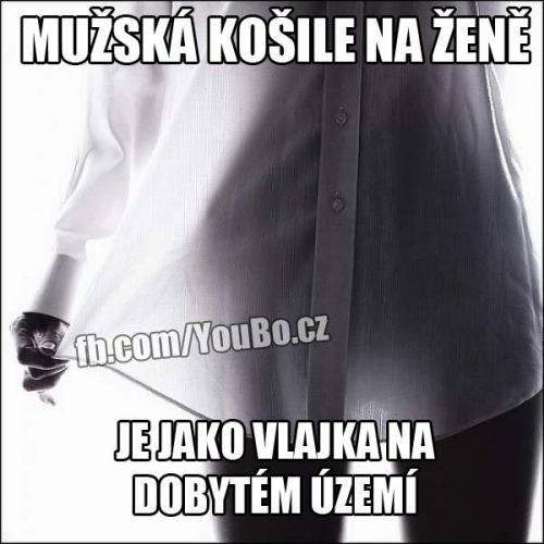  Mužská košile na ženě 